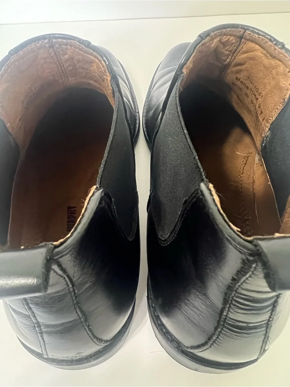 Johnston & Murphy Men’s Black Leather Chelsea Ankle Boots Contemporary Size 10